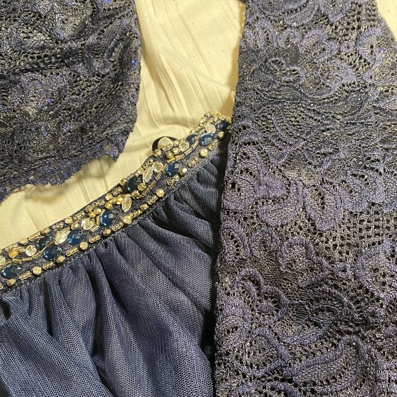 Homecoming dress/ Can be used for any occasion - Picture 5 of 7